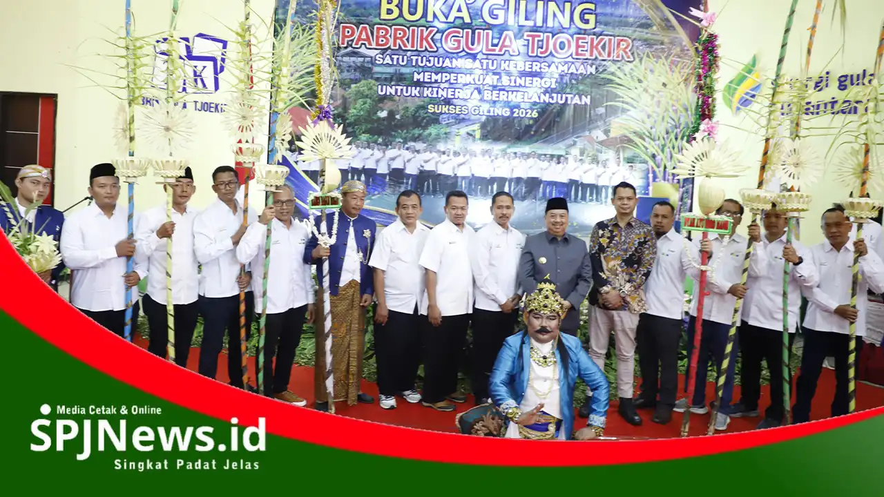 Bupati Jombang Buka Giling PG Tjoekir 2026, Target Produksi Gula Meningkat